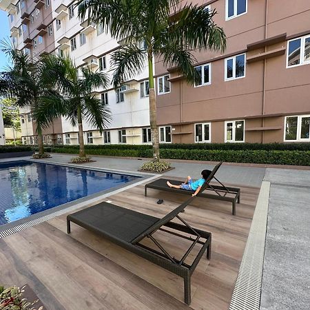 Starlight Suites Trece Martires Екстер'єр фото