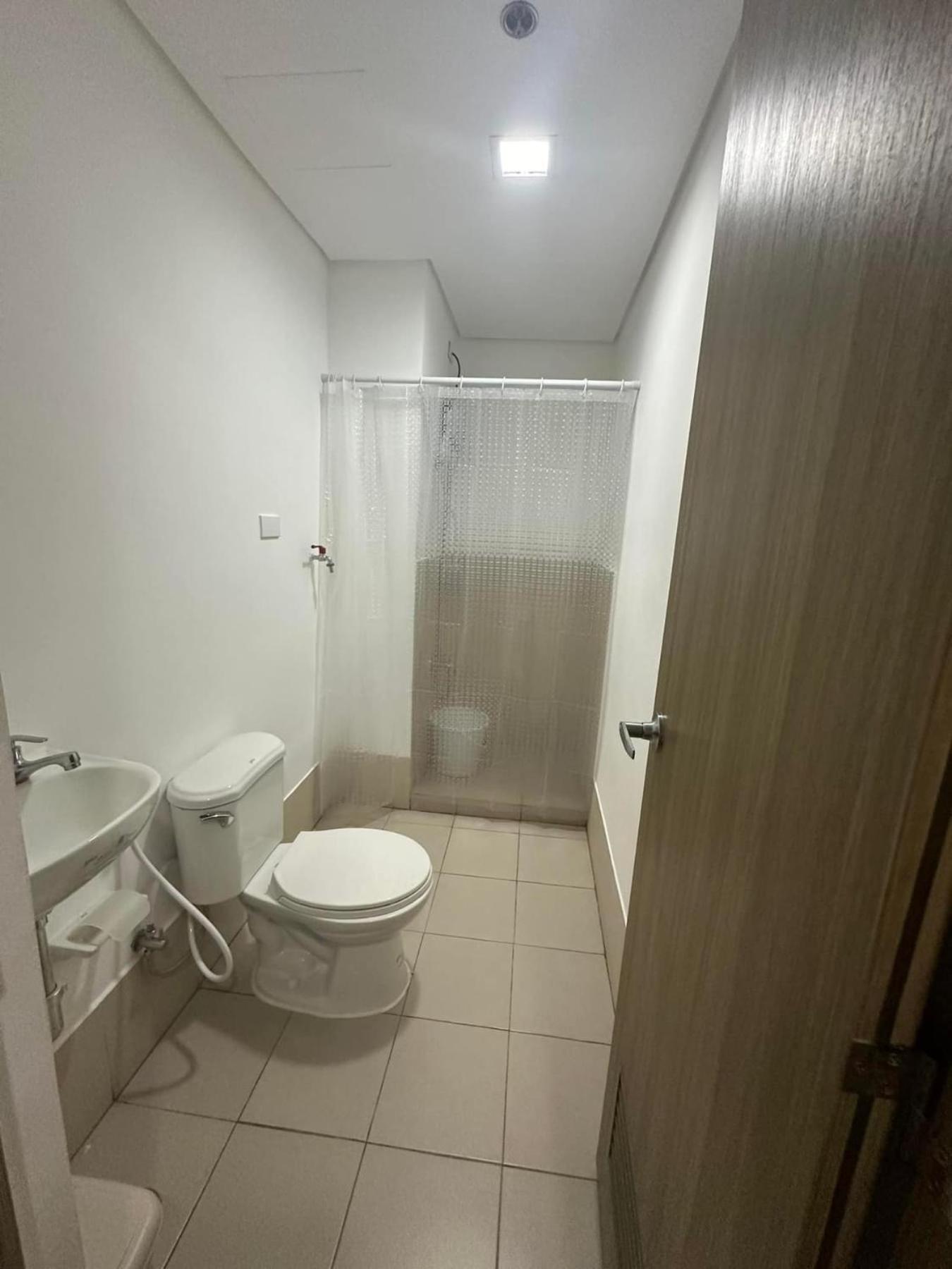 Starlight Suites Trece Martires Екстер'єр фото