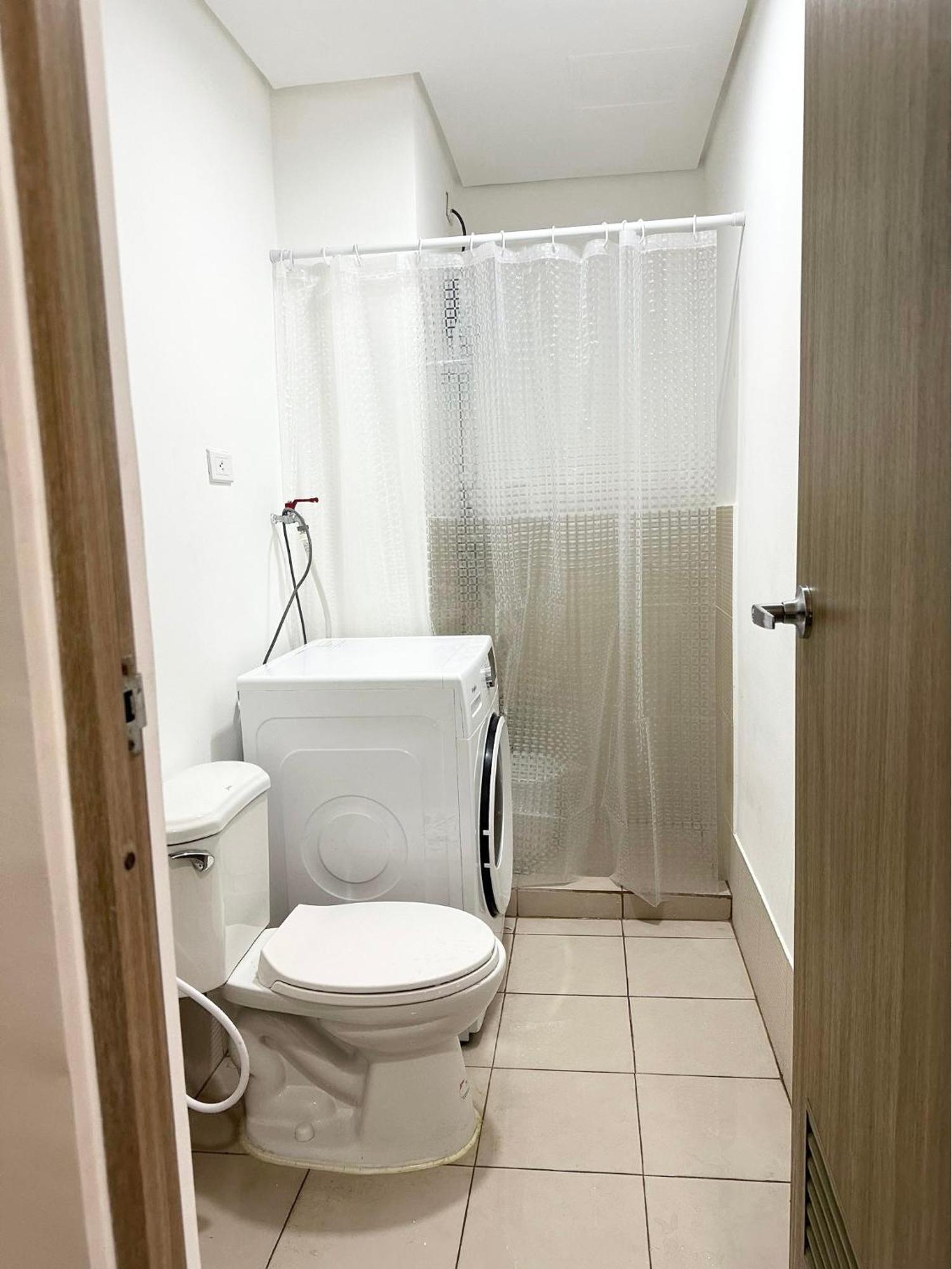 Starlight Suites Trece Martires Екстер'єр фото