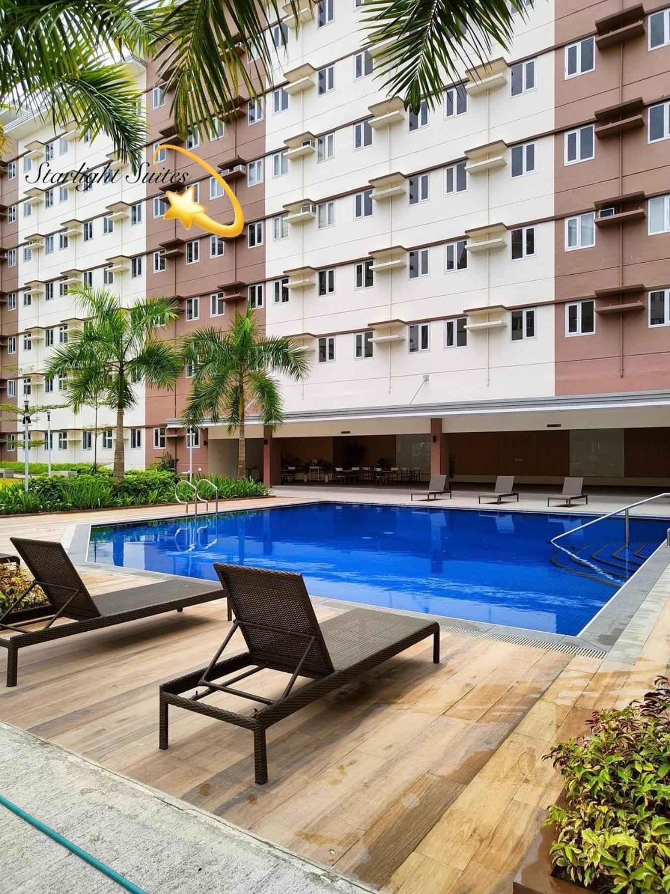 Starlight Suites Trece Martires Екстер'єр фото
