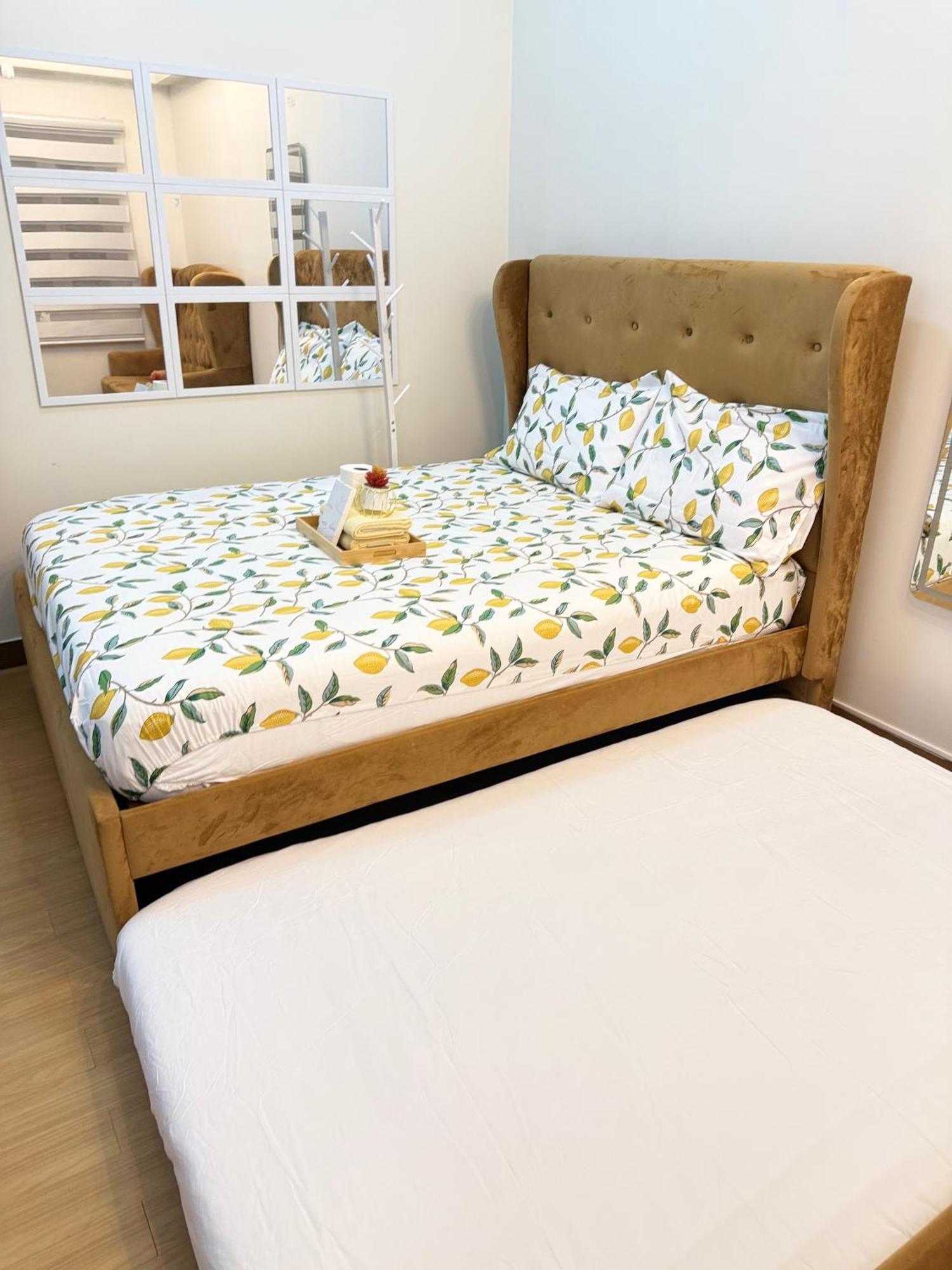 Starlight Suites Trece Martires Екстер'єр фото